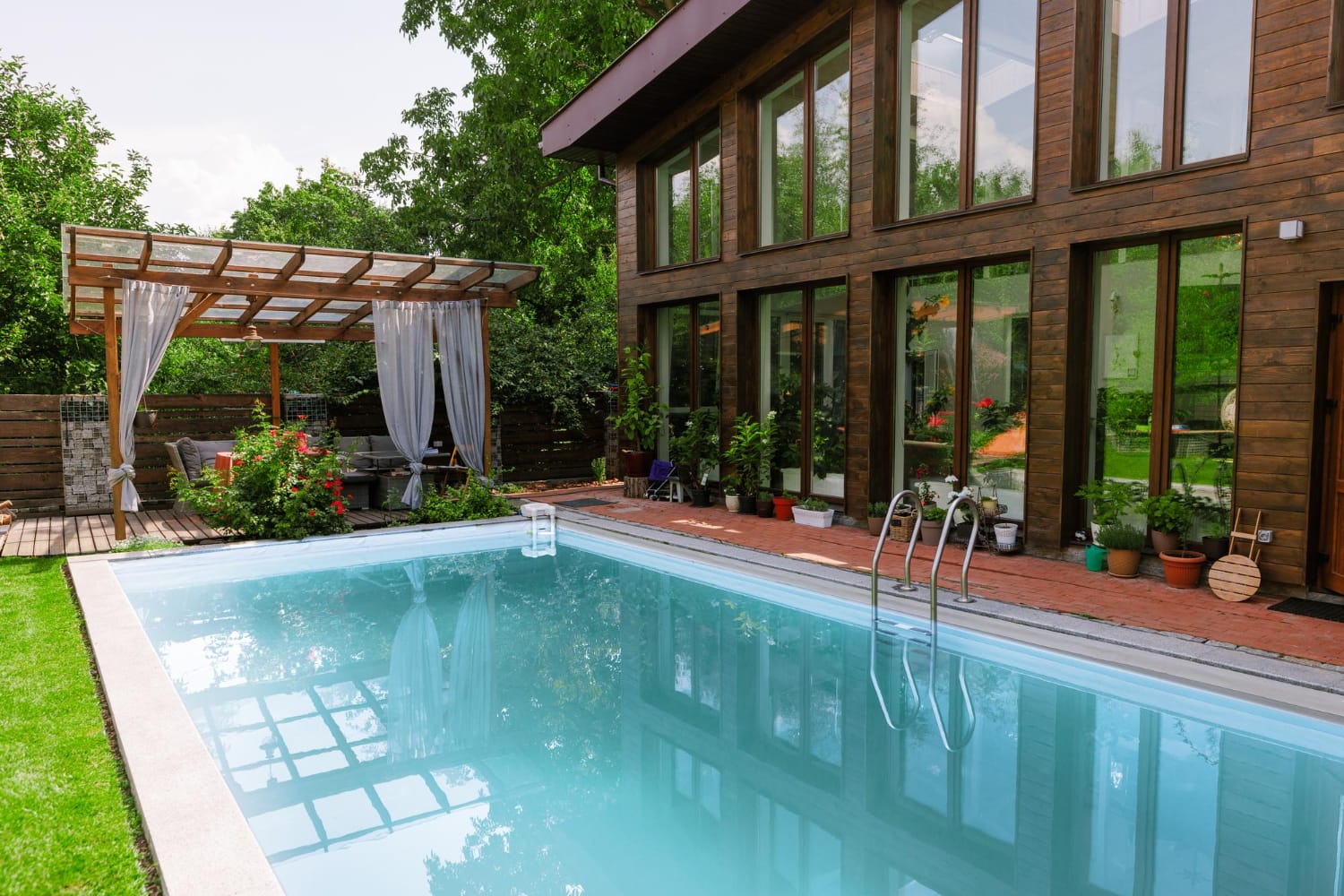 וילה להשכרה בצפון